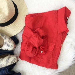 L U C K Y Brand • Embroidered Button Down